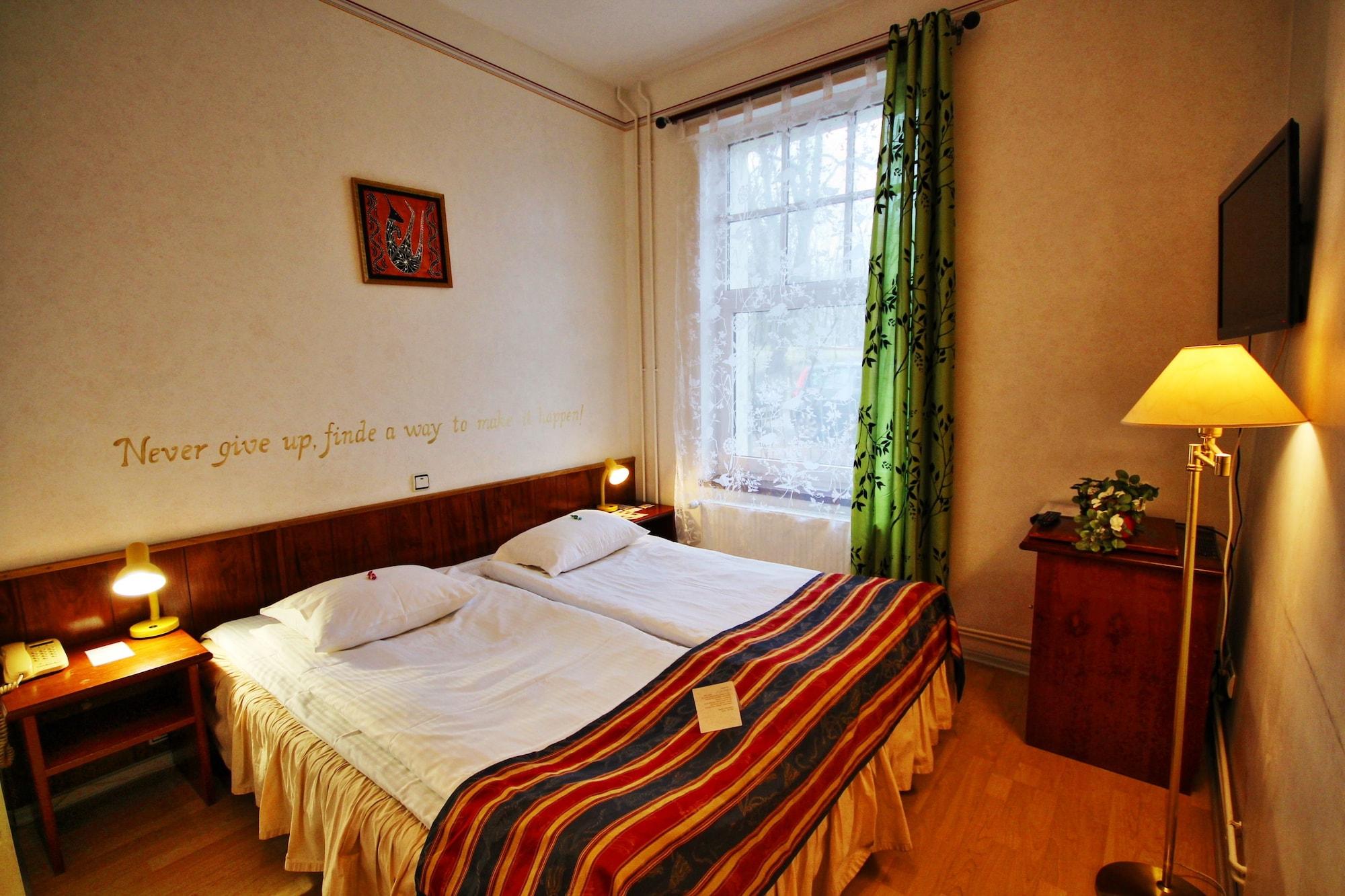 Nb Hotel With Free Parking Riga Dış mekan fotoğraf