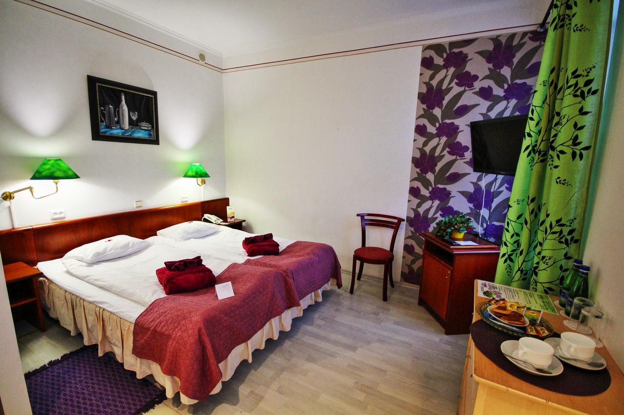 Nb Hotel With Free Parking Riga Dış mekan fotoğraf